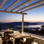 Vencia Boutique Hotel 4*